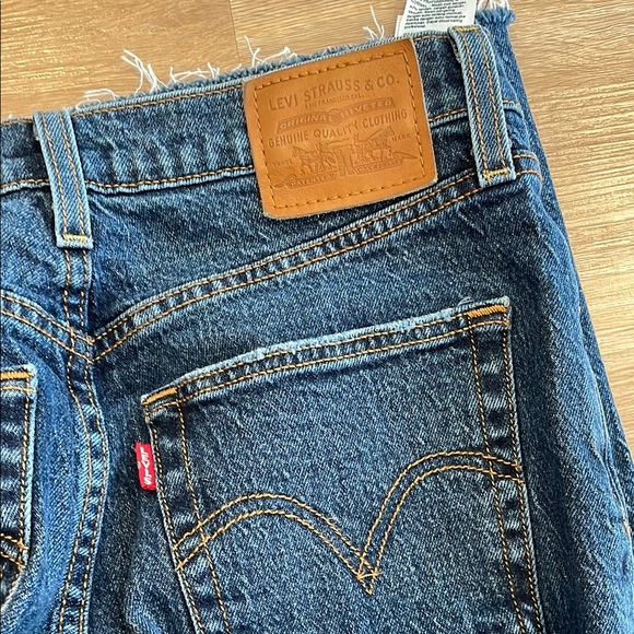 Levi’s. Ribcage Straight Ankle - Picture 4 of 14